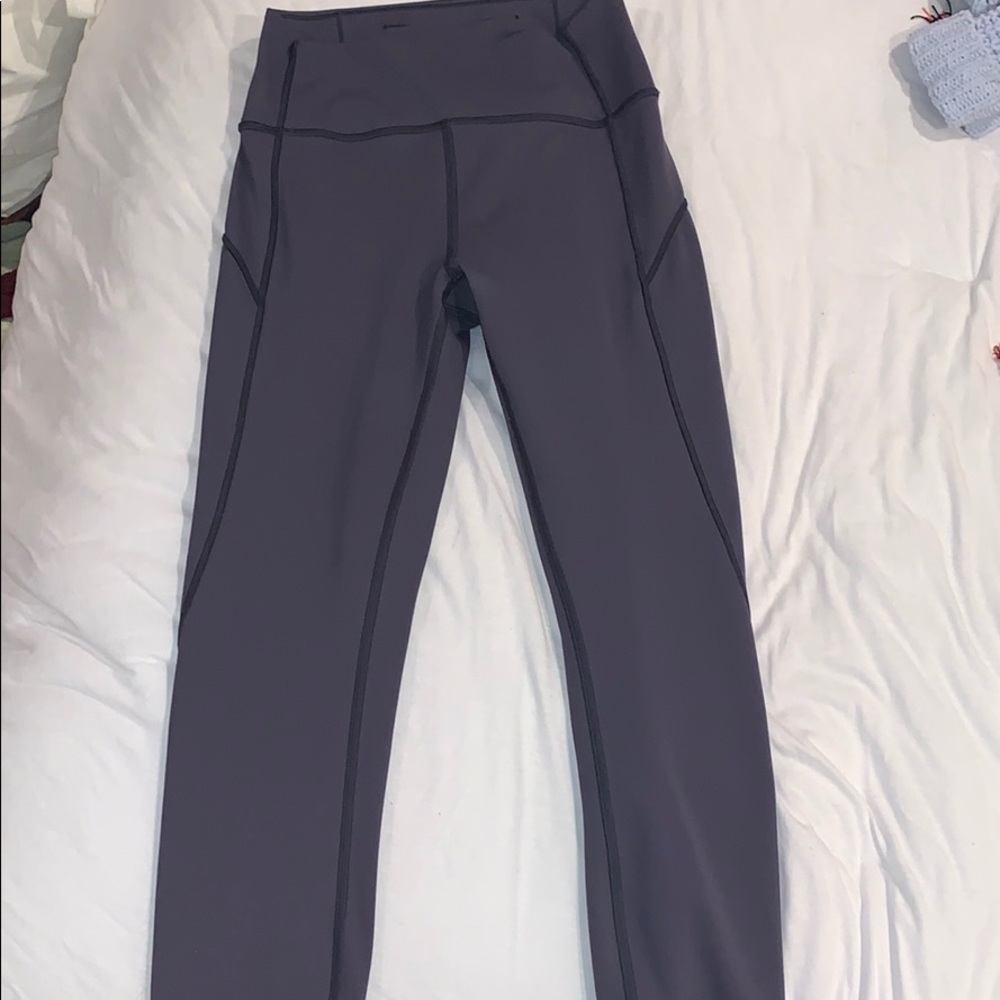 LULULEMON In Movement Tight 25